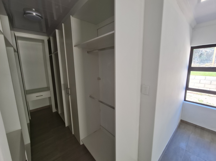 3 Bedroom Property for Sale in Paradise Beach Eastern Cape